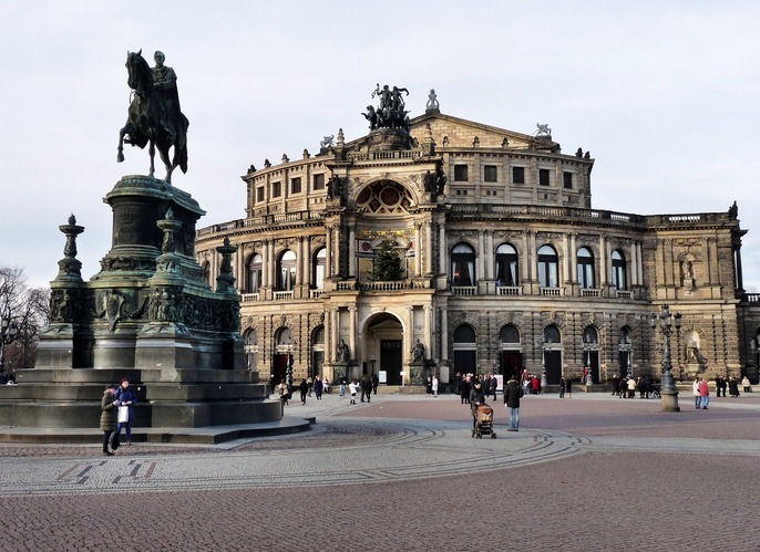 德勒斯登 DRESDEN